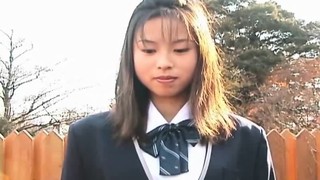 Japonés adolescente lame y traga maestro del pene sin censura