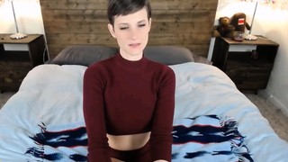 Very Flawless Gorgeous Babe Masturbates on Cam