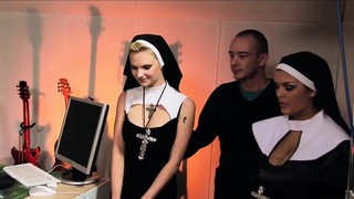 Horny nuns fuck at par